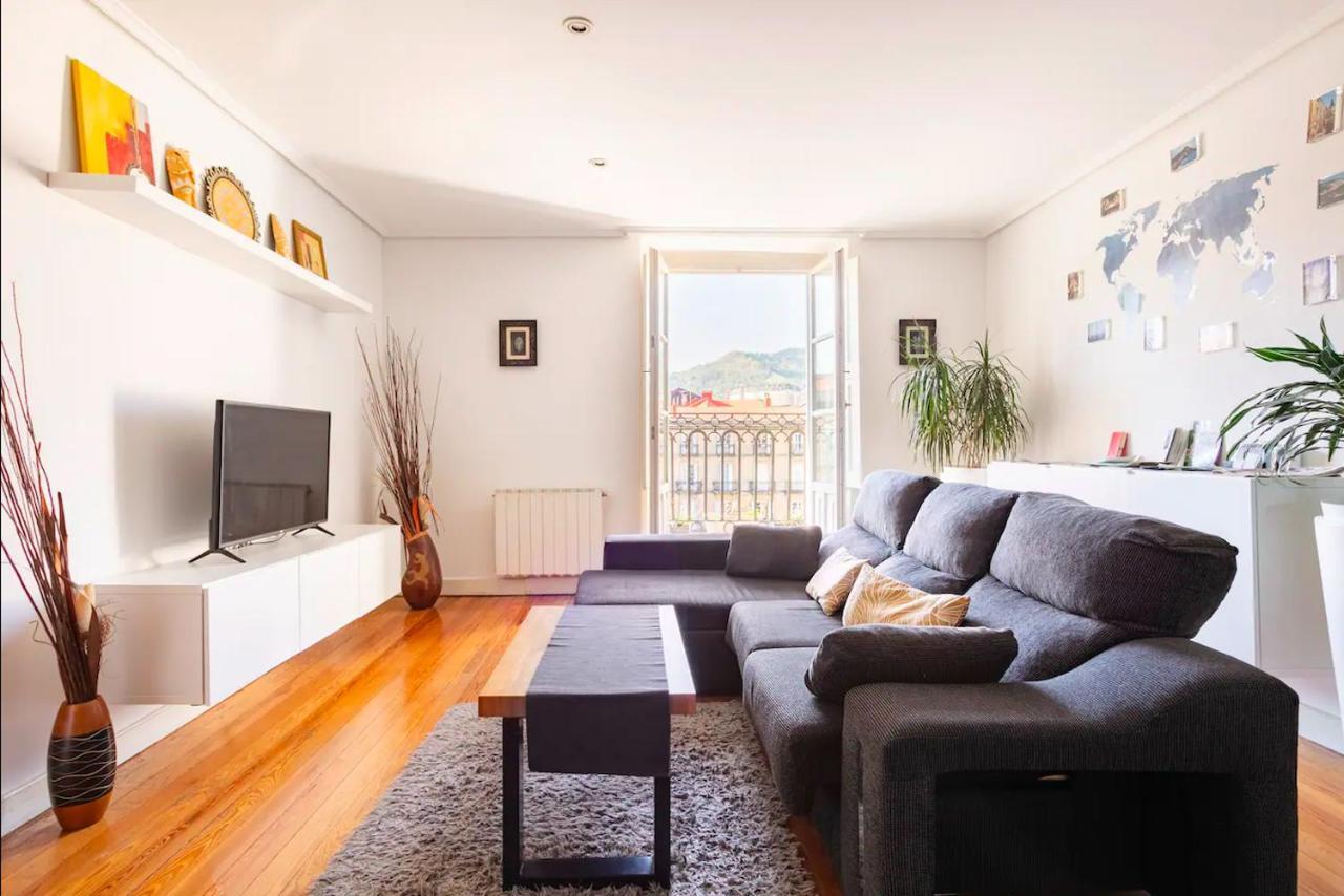 Plaza Nueva Habitaciones บิลเบา ภายนอก รูปภาพ